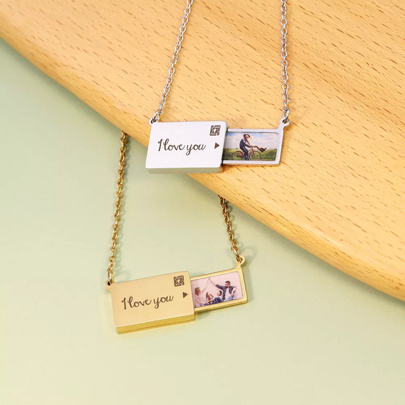 Personalized Photo Engrave Lettering Necklace