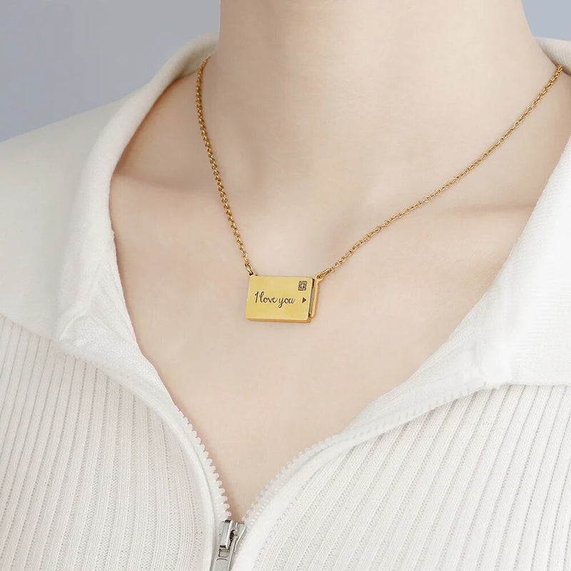 Personalized Photo Engrave Lettering Necklace